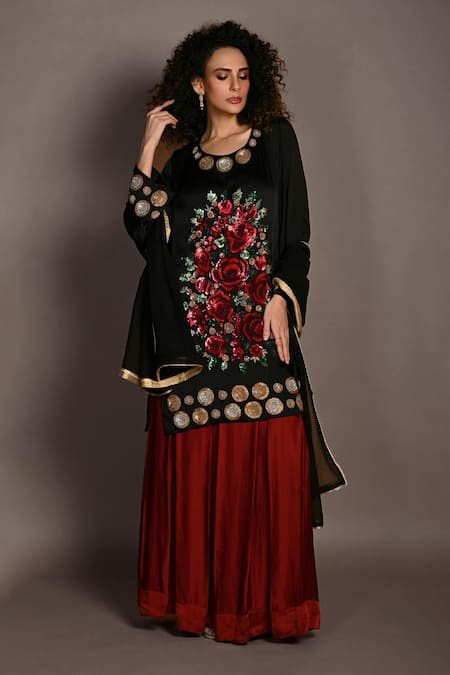 Buy ISADAA BY ROTNA DUTT Black Satin, Georgette, Organza Sequins, Beads, Floral Hand Kurta Lehenga Set Online at Aza Fashions Buy_ISADAA BY ROTNA DUTT_Black Satin, Georgette, Organza Sequins, Beads, Floral Hand Kurta Lehenga Set _Online_at_Aza_Fashions