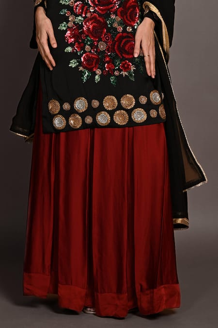 Shop ISADAA BY ROTNA DUTT Black Satin, Georgette, Organza Sequins, Beads, Floral Hand Kurta Lehenga Set Online at Aza Fashions Shop_ISADAA BY ROTNA DUTT_Black Satin, Georgette, Organza Sequins, Beads, Floral Hand Kurta Lehenga Set _Online_at_Aza_Fashions