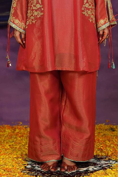 Jyoti Bansal_Red Tissue Embroidery, Mirrors, Tassels Split V-neck Tilla Dori And Kurta Set _Online_at_Aza_Fashions