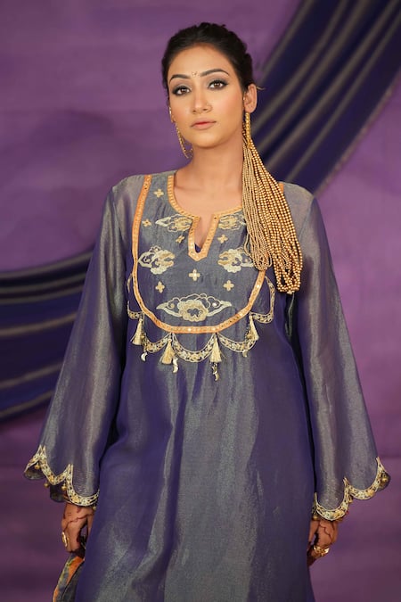Jyoti Bansal_Purple Tissue Embroidery, Mirrors, Tassels Split V-neck Tilla Dori And Kurta Set _Online_at_Aza_Fashions