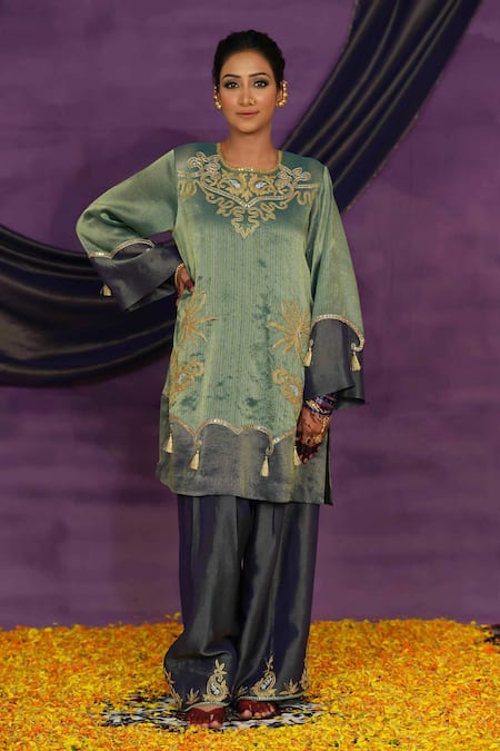 Jyoti Bansal Tilla Dori & Mirror Embroidered Kurta With Salwar 
