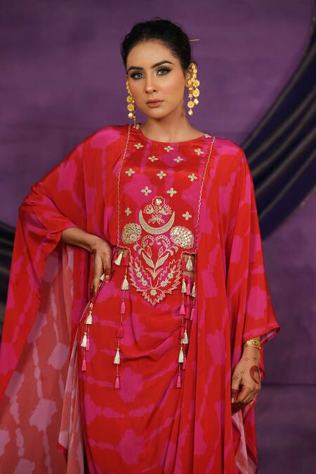 Jyoti Bansal_Red Crepe Embroidery, Tassels Round Neck Tilla Dori Cape And Skirt Set _Online_at_Aza_Fashions