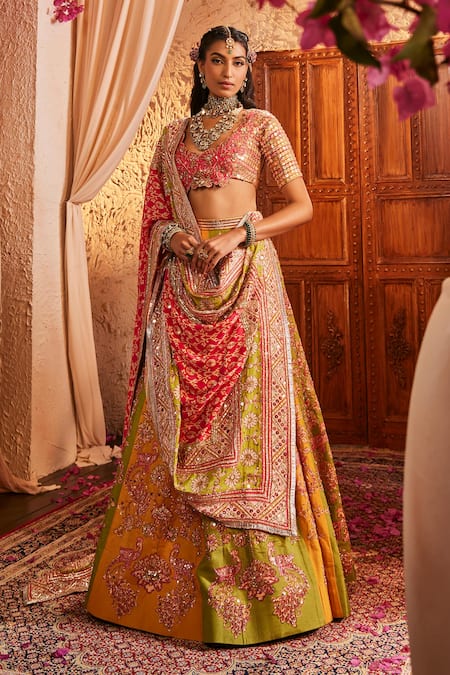 Shop_The Royaleum_Fuchsia Silk Embroidery, Sequins, Zari Sweetheart Yuvranii Lehenga Set _Online_at_Aza_Fashions
