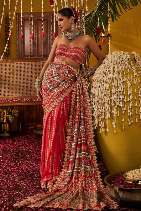 The Royaleum Pink Silk Zari, Embroidery Sweetheart Neck Varnika Saree And Blouse Set 