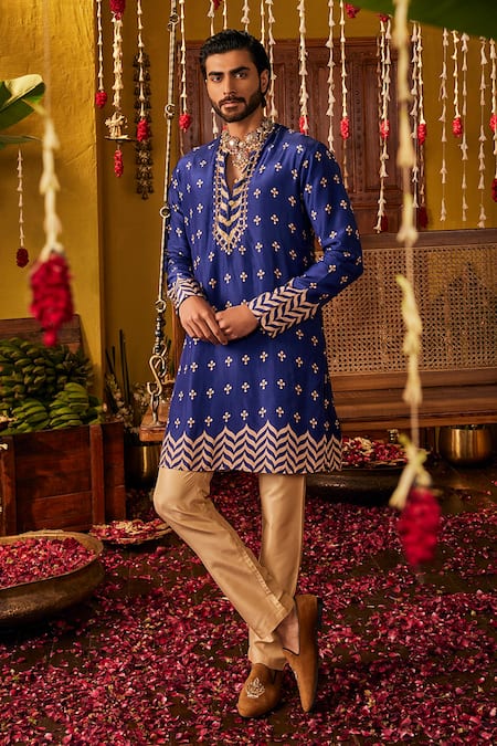 The Royaleum Tej Geometric & Motif Embroidered Kurta 