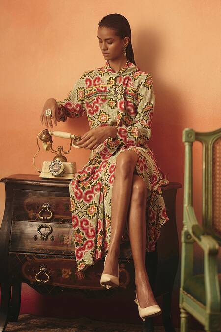 Pooja Rajgarhia Gupta_Red Crepe Tara Ikat Pattern Dhoti Skirt _at_Aza_Fashions