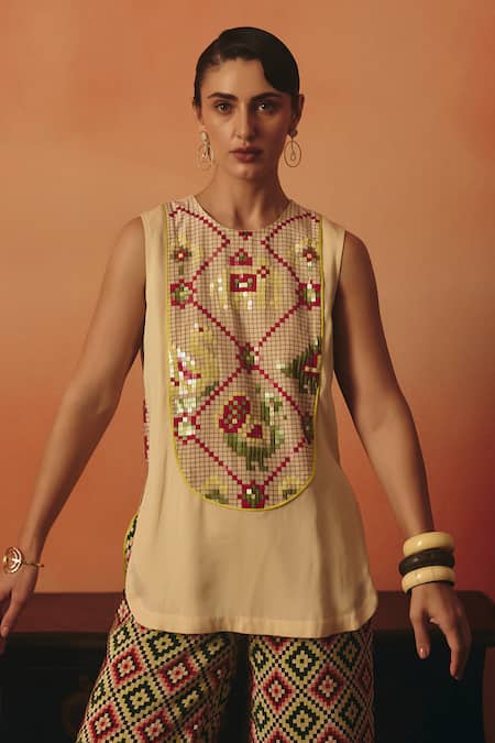 Pooja Rajgarhia Gupta Beige Crepe, Georgette Sequins Tota Maina Ikat Pattern Top And Trouser Co-ord Set 