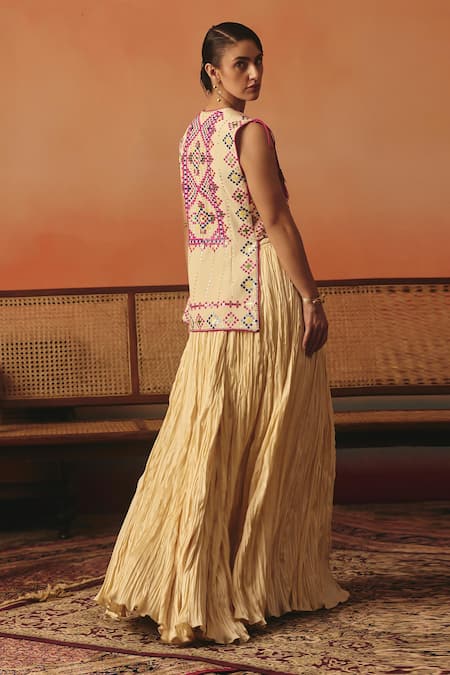 Pooja Rajgarhia Gupta Ajna Ikat Tunic & Crushed Lehenga Set 