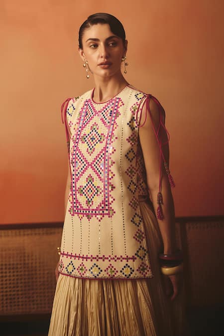 Pooja Rajgarhia Gupta_Off White Crepe, Satin Embroidery, Ajna Ikat Tunic And Crushed Lehenga Set _Online_at_Aza_Fashions