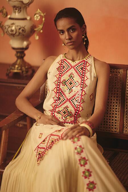 Pooja Rajgarhia Gupta_Beige Crepe, Georgette Embroidery, Sequins, Jharokha Ikat Kurti Lehenga Set _Online_at_Aza_Fashions