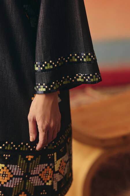 Pooja Rajgarhia Gupta_Navy Denim Sequins, Tassels V-neck Dhara Ikat Pattern Dress _Online_at_Aza_Fashions