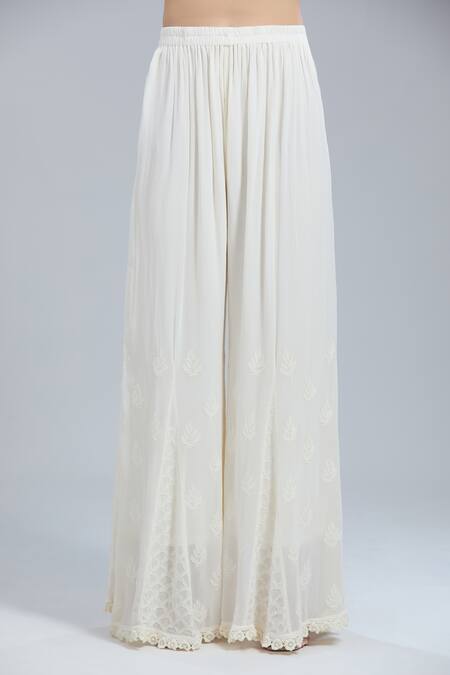 LABEL AISHWARYRIKA_White Embroidery Round Neck Kurta Sharara Set _at_Aza_Fashions