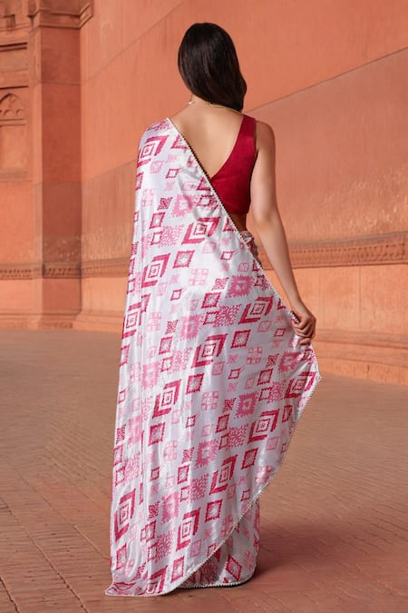 Naintara Bajaj Geometric Print Pre-Draped Saree With Blouse
