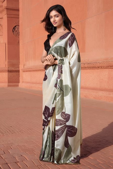 Naintara Bajaj Off White Chinon V-neck Floral Bloom Print Pre-draped Saree With Blouse at Aza Fashions Naintara Bajaj_Off White Chinon V-neck Floral Bloom Print Pre-draped Saree With Blouse _at_Aza_Fashions