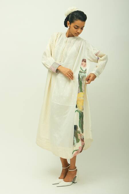 Buy_OFRIDA_Ivory Embroidery Mandarin Collar Peony Dobby Striped And Floral Print Dress _Online_at_Aza_Fashions