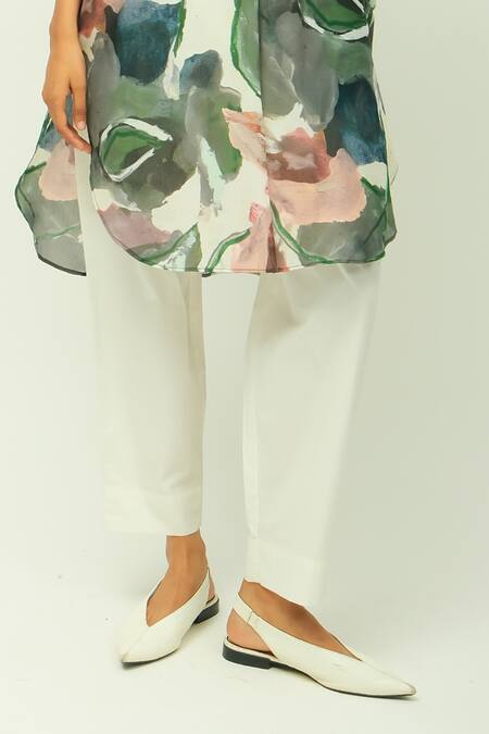 Buy_OFRIDA_White Cotton Popiln Pant _Online_at_Aza_Fashions