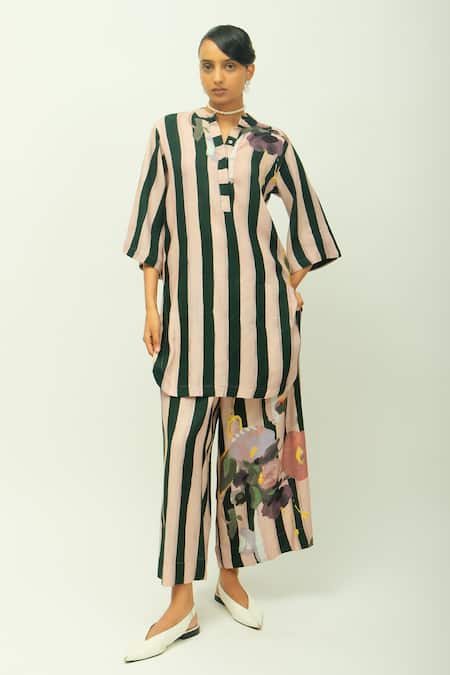 OFRIDA PG Stripes Striped Pattern Kurta  