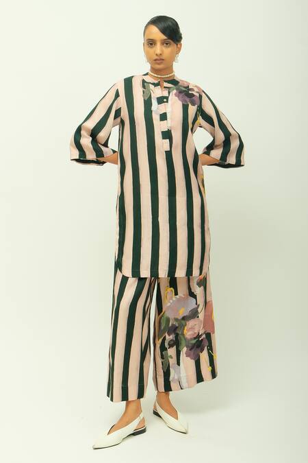 Shop_OFRIDA_Pink Viscose Mandarin Collar Pg Stripes Pattern Kurta _Online_at_Aza_Fashions