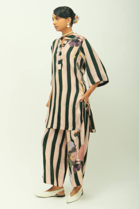 OFRIDA_Pink Mandarin Collar Pg Stripes Pattern Pant _Online_at_Aza_Fashions
