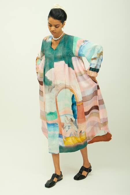 OFRIDA_Green Muslin V-neck Sonnet Printed Bemberg Pleated Dress _Online_at_Aza_Fashions