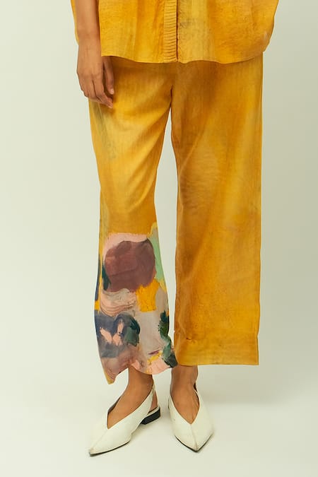 OFRIDA_Mustard Sol Dotted Dobby Paint Print Pant _Online_at_Aza_Fashions