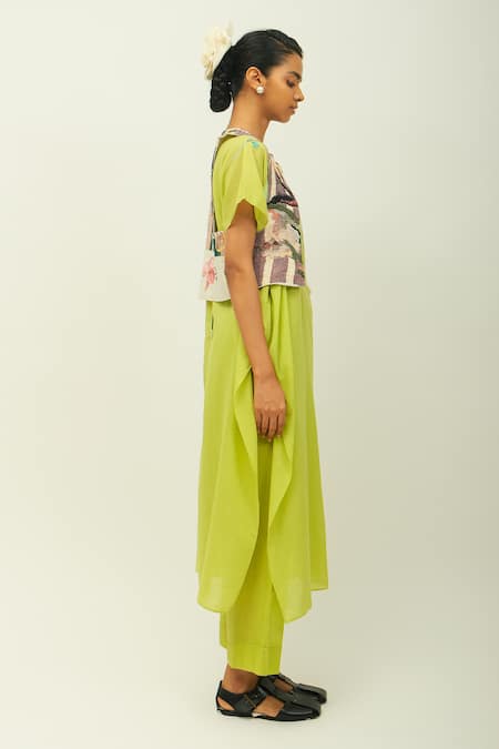 Buy_OFRIDA_Lilac Cotton, Viscose Embroidery Round Neck Melora Abstract Pattern Jacket _Online_at_Aza_Fashions