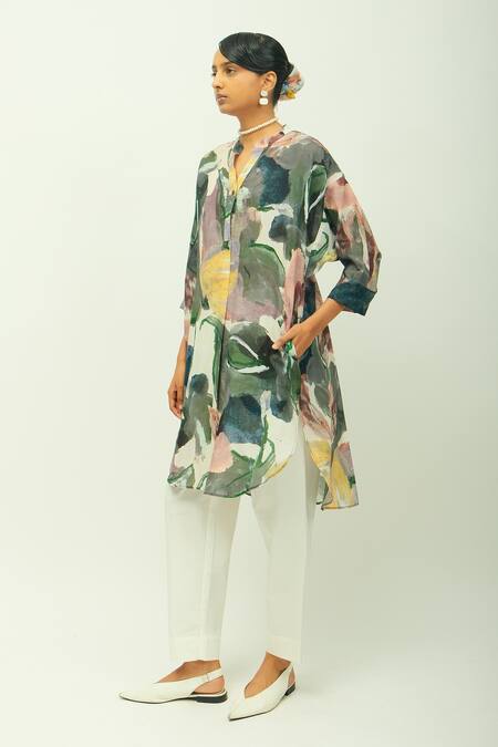 Buy OFRIDA Multi Color Doriya Mandarin Collar Moon Flower Dotted Dobby Kurta And Pant Set Online at Aza Fashions Buy_OFRIDA_Multi Color Doriya Mandarin Collar Moon Flower Dotted Dobby Kurta And Pant Set _Online_at_Aza_Fashions