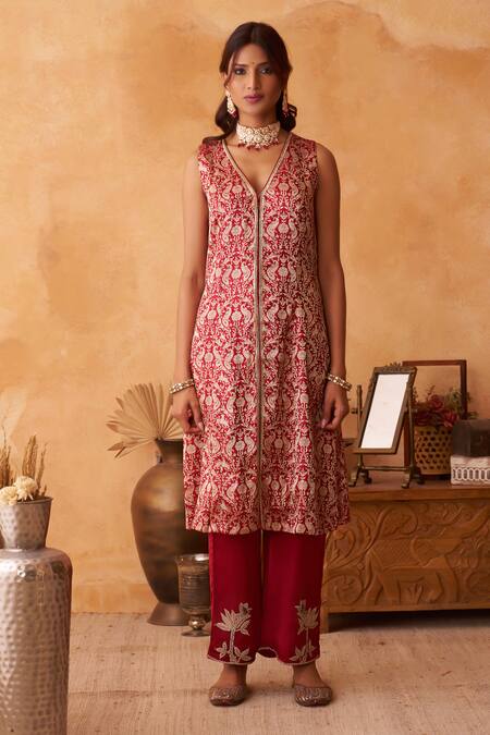 Buy_Neitri_Maroon Silk, Georgette, Brocade Embroidery V-neck Ketaki Kurta And Pant Set _Online_at_Aza_Fashions