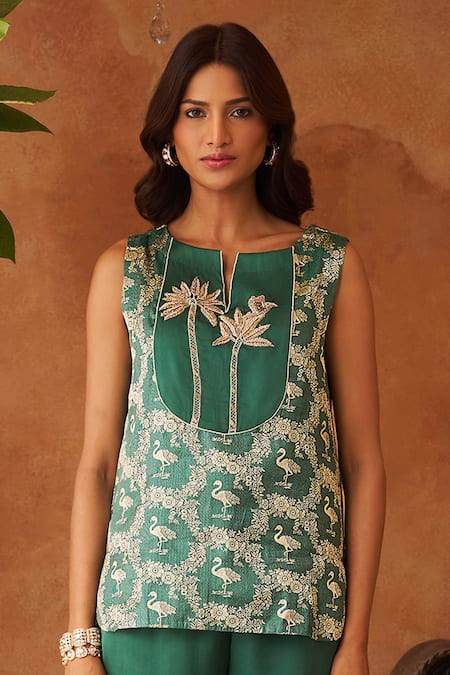 Buy_Neitri_Emerald Green Silk, Georgette Embroidery Keyhole Neck Samar Kurta And Pant Set _Online_at_Aza_Fashions