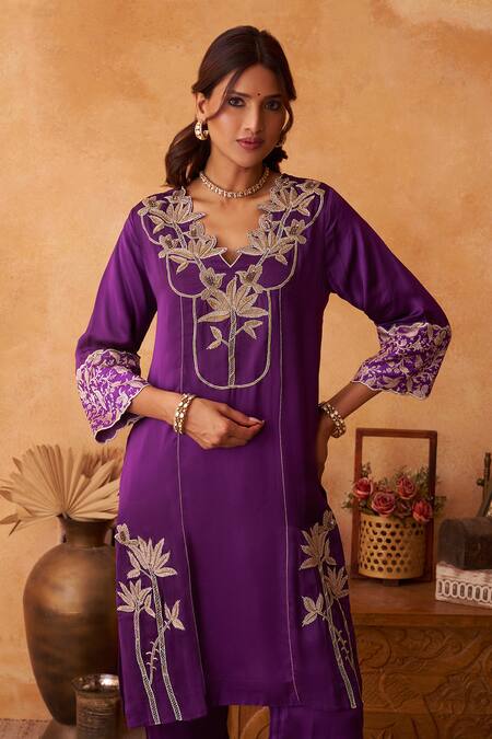 Neitri_Purple Silk, Georgette Embroidery Split V-neck Charbagh Kurta And Pant Set _Online_at_Aza_Fashions