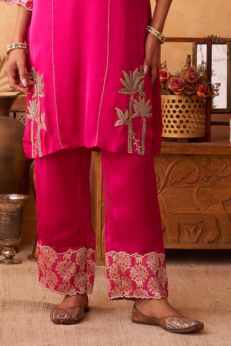 Neitri_Fuchsia Silk, Georgette Embroidery V-neck Raatrani Kurta And Pant Set _Online_at_Aza_Fashions