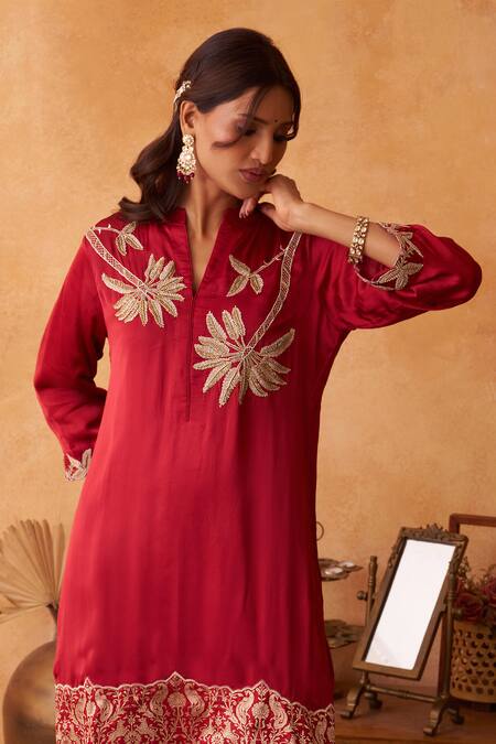 Neitri Maroon Silk Embroidery Split V-neck Padmika Georgette Kurta And Pant Set Online at Aza Fashions Neitri_Maroon Silk Embroidery Split V-neck Padmika Georgette Kurta And Pant Set _Online_at_Aza_Fashions