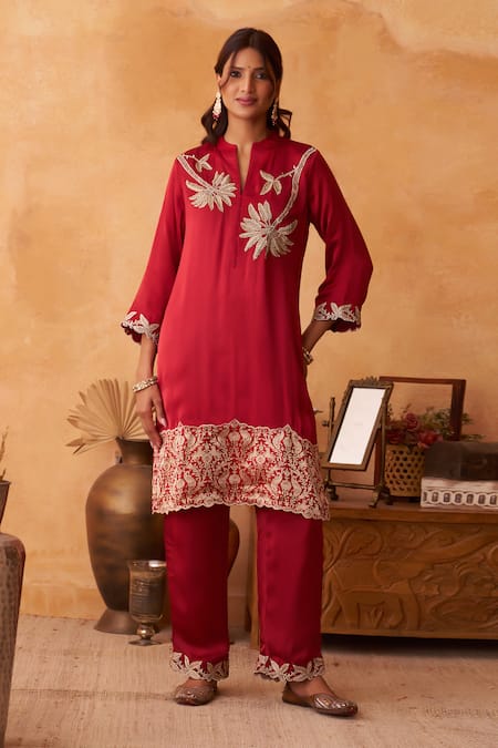 Neitri Maroon Silk Embroidery Split V-neck Padmika Georgette Kurta And Pant Set 