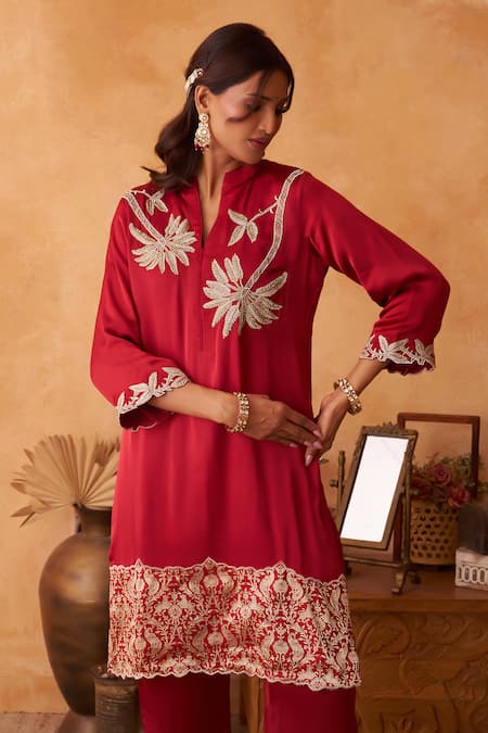 Neitri Maroon Silk Embroidery Split V-neck Padmika Georgette Kurta And Pant Set at Aza Fashions Neitri_Maroon Silk Embroidery Split V-neck Padmika Georgette Kurta And Pant Set _at_Aza_Fashions