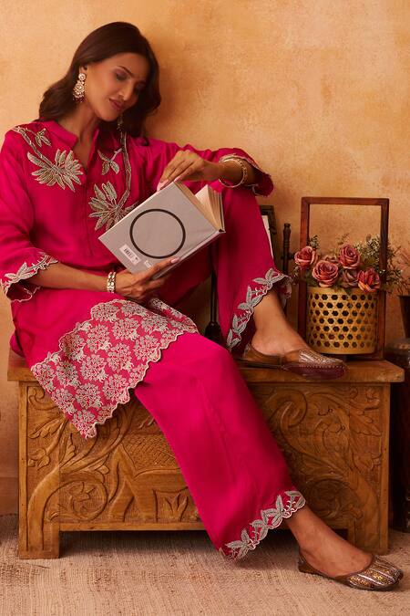 Buy_Neitri_Fuchsia Silk, Georgette Embroidery Mandarin Collar, Kamalini Kurta And Pant Set 