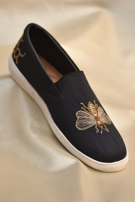 Around Always Meru Bee Embroidered Slip-on Shoes 