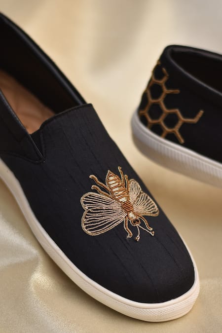 Around Always Meru Bee Embroidered Slip-on Shoes 