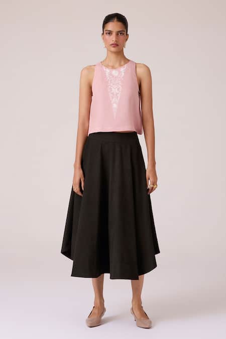 The Summer House Pink Linen Embroidery Round Neck Evora Rose Top Online at Aza Fashions The Summer House_Pink Linen Embroidery Round Neck Evora Rose Top _Online_at_Aza_Fashions