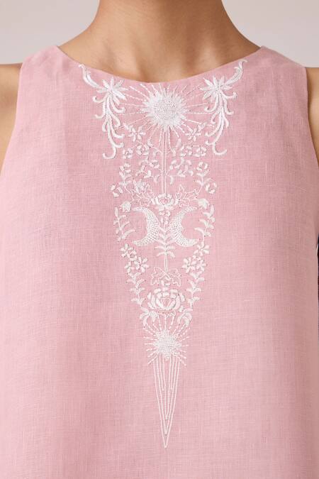 The Summer House Pink Linen Embroidery Round Neck Evora Rose Top at Aza Fashions The Summer House_Pink Linen Embroidery Round Neck Evora Rose Top _at_Aza_Fashions
