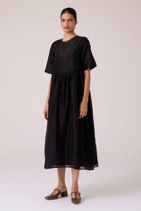 The Summer House_Black Chanderi Round Neck Callisto Handwoven Dress _Online_at_Aza_Fashions