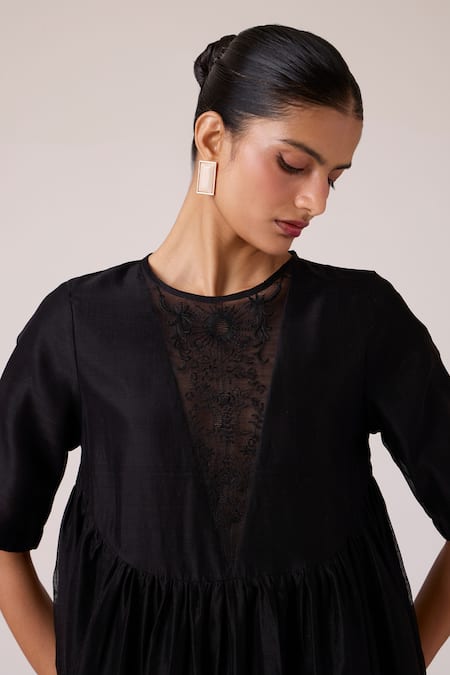 Buy_The Summer House_Black Chanderi Round Neck Callisto Handwoven Dress 