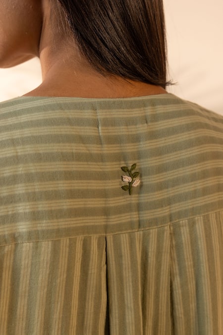 OurDve Green Cotton Fabric Flowers, Embroidery Round Honeydew Striped Kurta And Pant Set at Aza Fashions OurDve_Green Cotton Fabric Flowers, Embroidery Round Honeydew Striped Kurta And Pant Set _at_Aza_Fashions