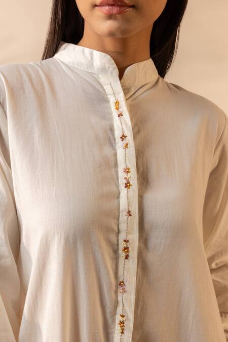 Buy_Ourdve_Beige Cotton Embroidery Mandarin Collar Whimsy Smocked Dress 