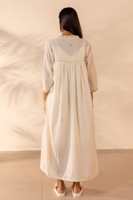Ourdve Ivoey Embroidered Gathered Cotton Dress 