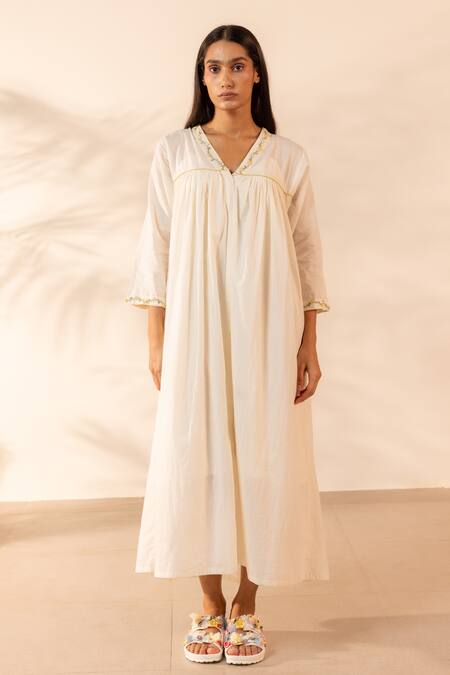 Buy_Ourdve_Off White Cotton Embroidery V-neck Ivoey Gathered Dress _Online_at_Aza_Fashions