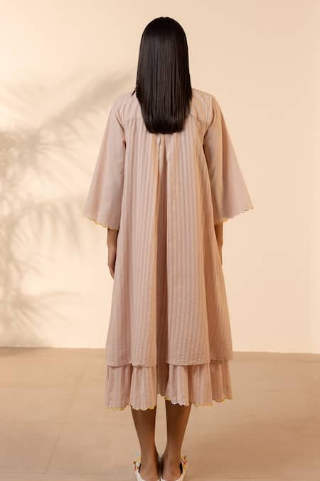 Ourdve Bloomberry Floral Embroidered Kurta 