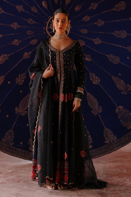 Jigar Mali Navy Chanderi Embroidery V-neck Anarkali Set With Dupatta And Pant 