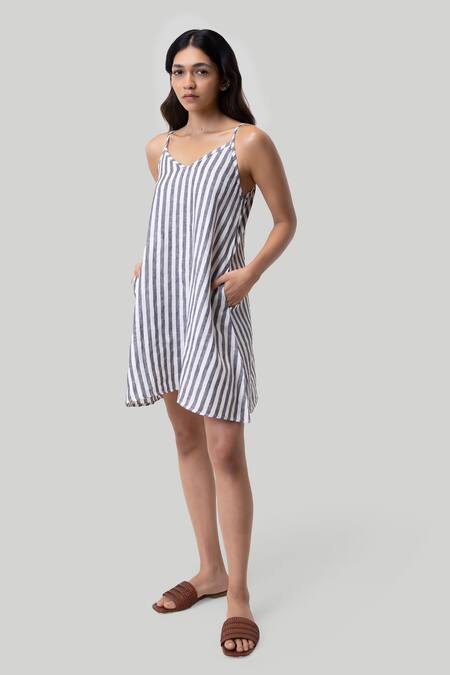 Reistor White Cotton V-neck Striped Tent Dress Online at Aza Fashions Reistor_White Cotton V-neck Striped Tent Dress _Online_at_Aza_Fashions