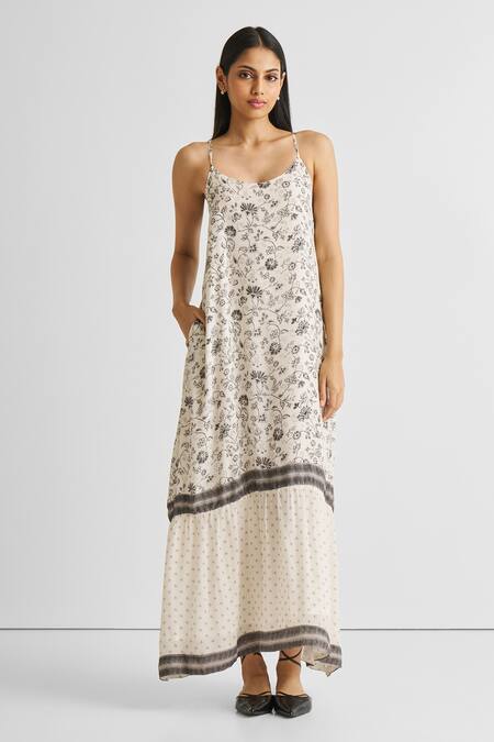 Buy_Reistor_Off White Crepe Scoop Neck Wildflower And Dot Print Maxi Dress _Online_at_Aza_Fashions