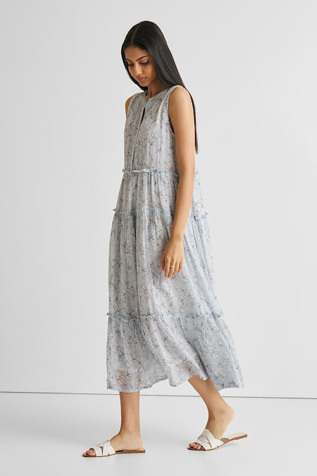 Reistor_Sky Blue Crepe Split V-neck Floral Print Tiered Dress _at_Aza_Fashions